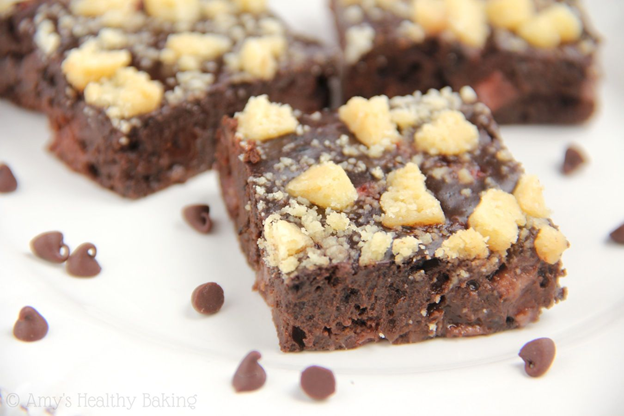 strawberry shortbread brownies